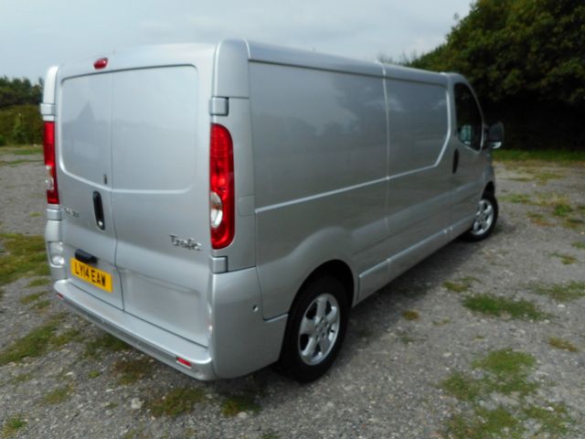 2014 RENAULT Trafic LL29dCi 115 Sport - Picture 4