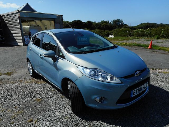 2010 FORD Fiesta Titanium 1.6 120 - Picture 3