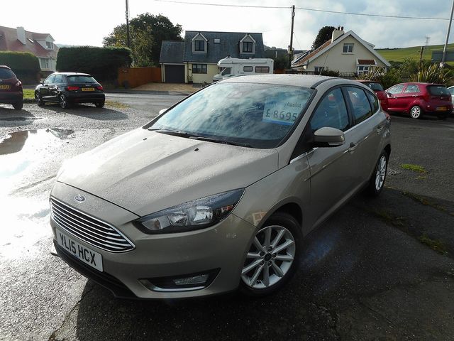 2015 FORD Focus Titanium 1.5 TDCi 120ps (s/s) - Picture 5