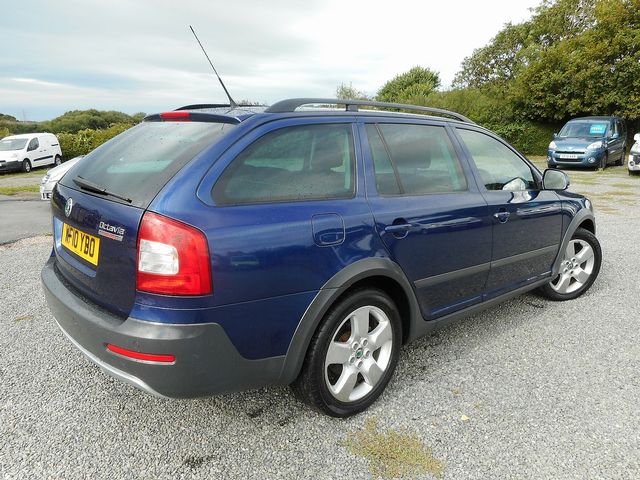 2010 SKODA Octavia Scout 1.8 TSI - Picture 3