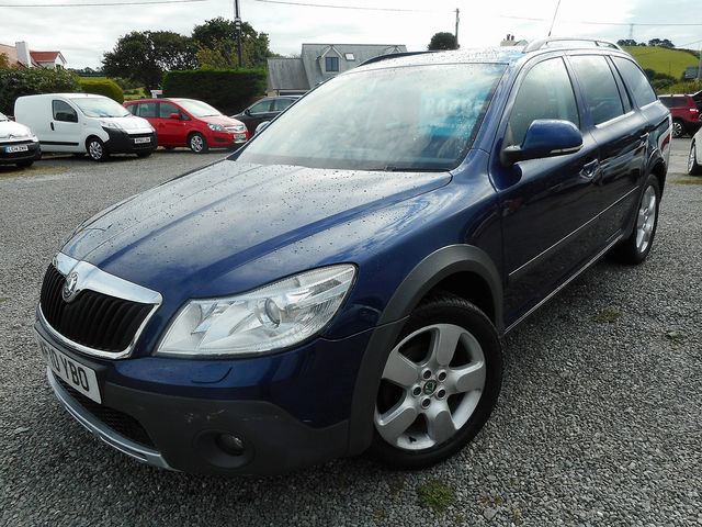 2010 SKODA Octavia Scout 1.8 TSI - Picture 4