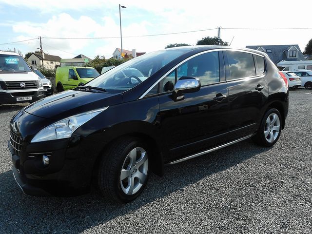 2013 PEUGEOT 3008 Style HDi 112 FAP 6-Speed - Picture 4