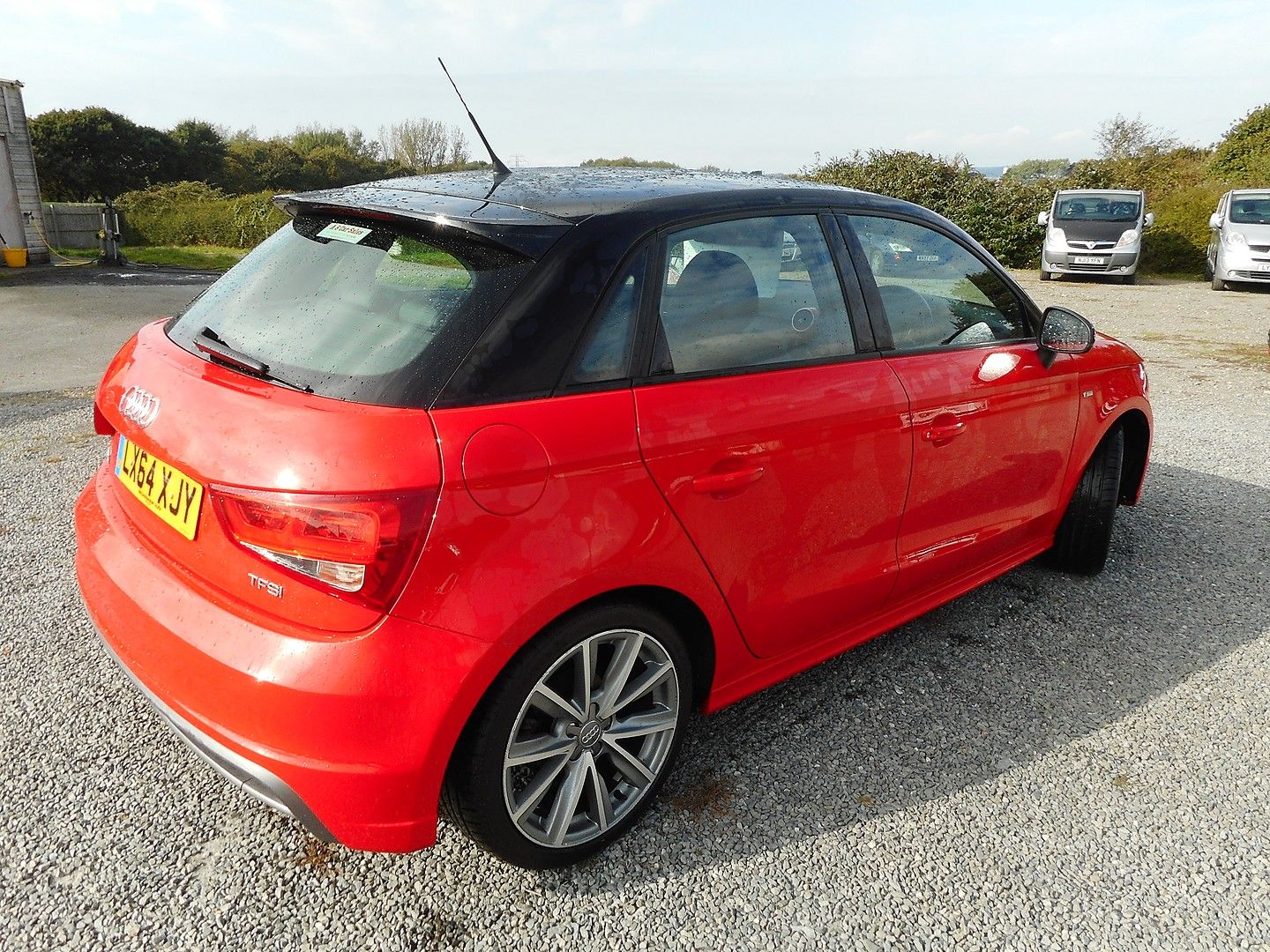 AUDI A1 Sportback 1.4 TFSI S line Style Edition 122PS (2014) - Picture 2