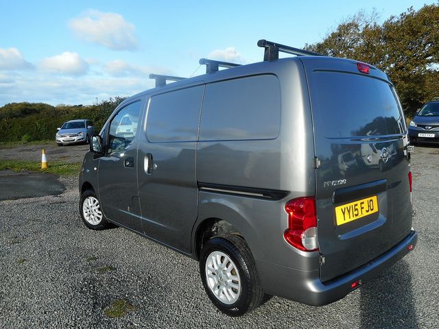 2015 NISSAN NV200 Tekna 1.5 dCi 110PS - Picture 3