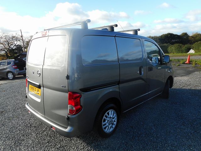 2015 NISSAN NV200 Tekna 1.5 dCi 110PS - Picture 4