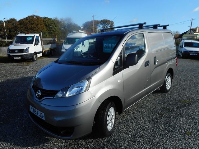 2015 NISSAN NV200 Tekna 1.5 dCi 110PS - Picture 5