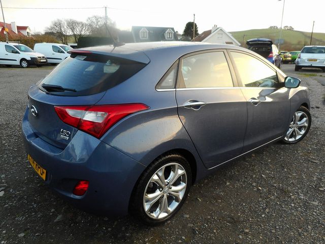 2014 HYUNDAI i30 1.6 CRDi 128PS Premium Auto - Picture 4
