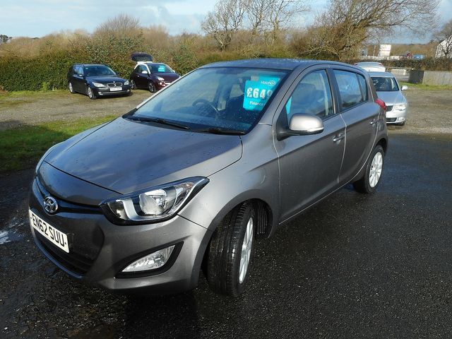 2013 HYUNDAI i20 1.2 Active - Picture 2