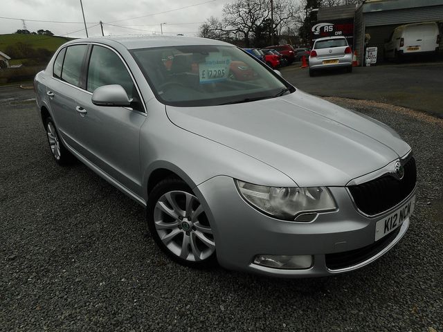 2013 SKODA Superb SE Plus 2.0 TDI CR 140PS DPF DSG - Picture 4