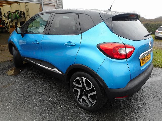 2014 RENAULT Captur Dynamique MediaNav dCi 90 Auto EDC - Picture 4