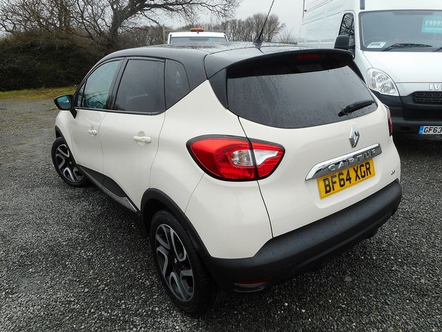 2014 RENAULT Captur Dynamique MediaNav dCi 90 Auto EDC - Picture 4