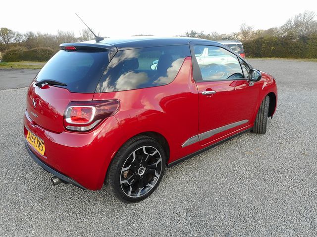 2014 CITROEN DS3 VTi 120 DStyle - Picture 5