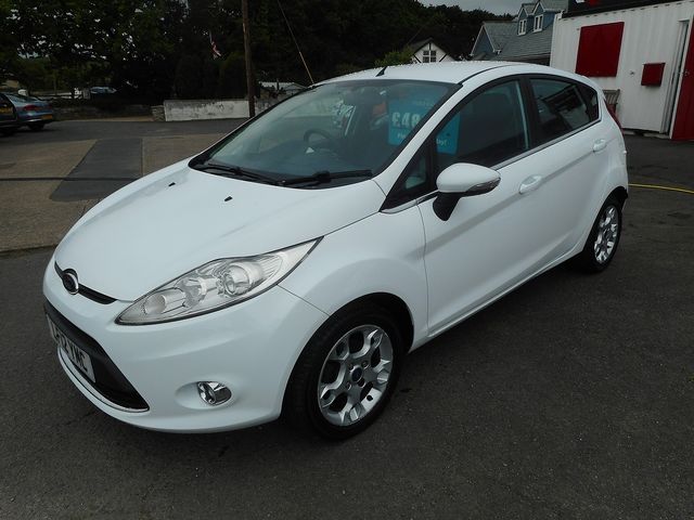 2012 FORD Fiesta Zetec 1.4TDCi068 - Picture 3