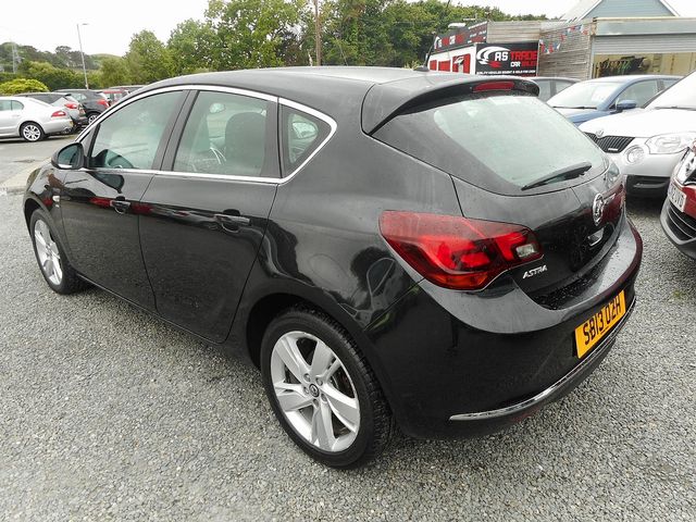 2013 VAUXHALL Astra SRi 1.4i 16v VVT (100PS) - Picture 3