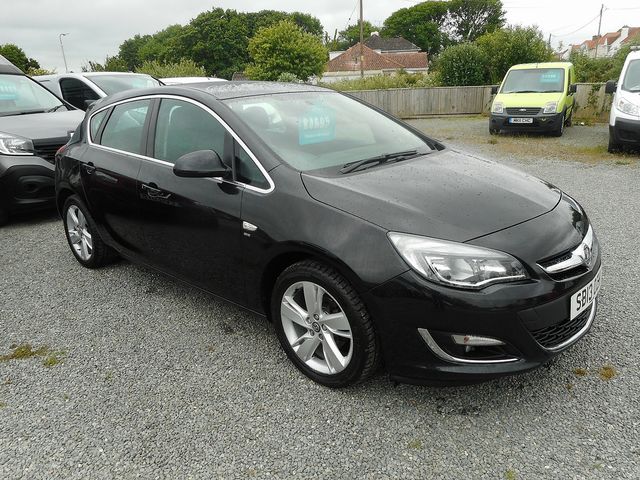 2013 VAUXHALL Astra SRi 1.4i 16v VVT (100PS) - Picture 4