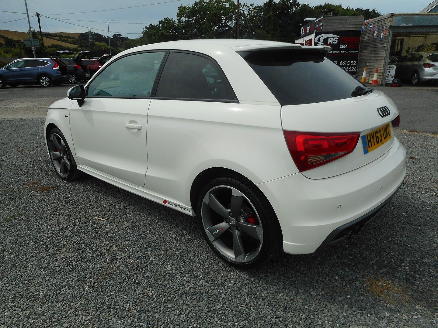 AUDI A1 1.4 TFSI Black Edition 185PS S tronic (2013) - Picture 4