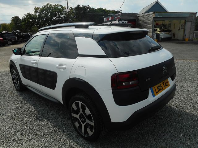 2015 CITROEN C4 Cactus BlueHDi 100 manual Flair - Picture 4