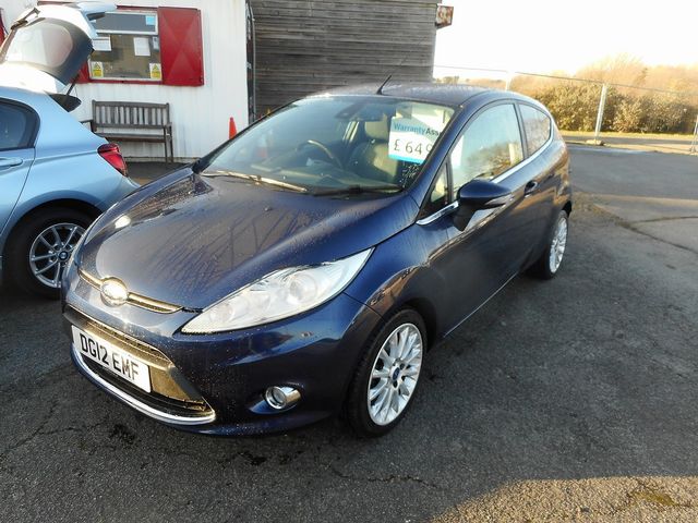 2012 FORD Fiesta Titanium 1.4 096 Auto - Picture 2