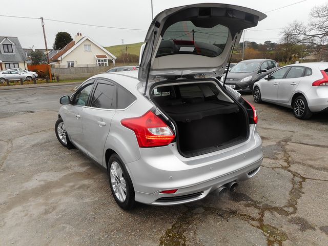 2014 FORD Focus Titanium Navigator 1.0T 125PS EcoBoost - Picture 5