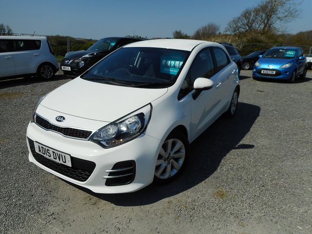 2015 KIA Rio 1.4 2 Auto - Picture 3