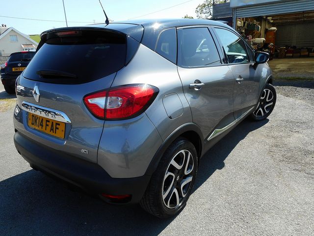 2014 RENAULT Captur Dynamique MediaNav dCi 90 Auto EDC eco2 - Picture 5