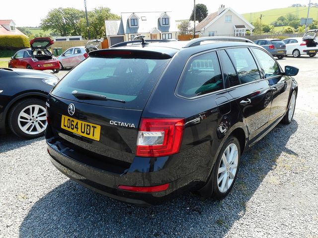 2014 SKODA Octavia Elegance 2.0 TDI CR 150PS DSG auto - Picture 4