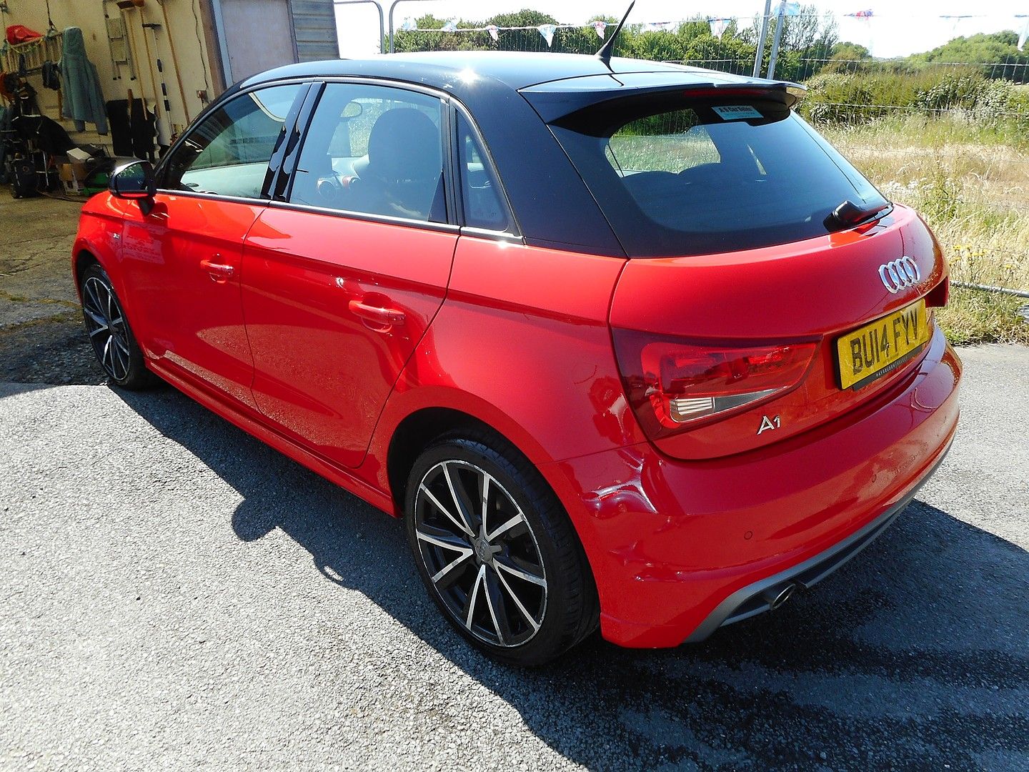 AUDI A1 Sportback 1.6 TDI S line Style Edition 105PS (2014) - Picture 5
