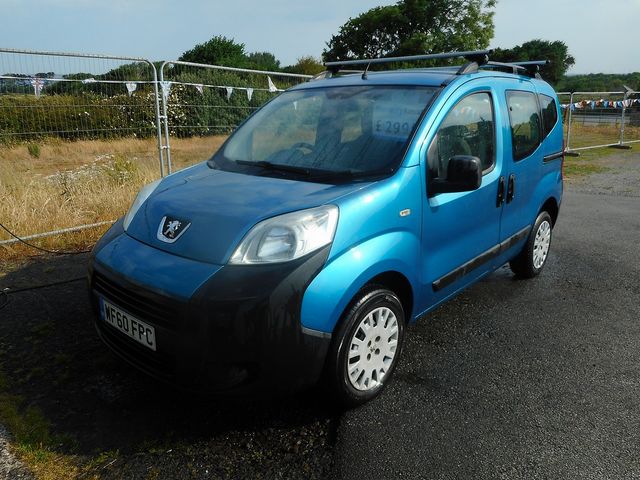 2010 PEUGEOT Bipper 1.4HDi S Tepee - Picture 2