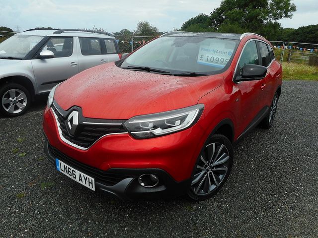 2016 RENAULT KADJAR Signature Nav dCi 110 Auto EDC - Picture 2