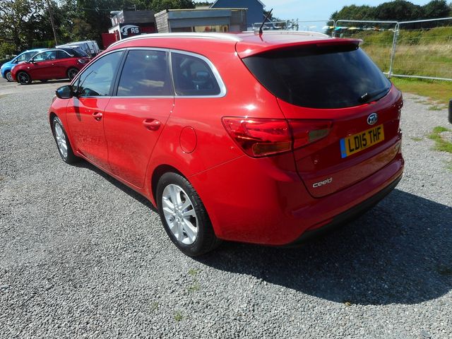 2015 KIA cee'd SW 2 1.6 CRDi 126bhp 6-speed manual ISG - Picture 3