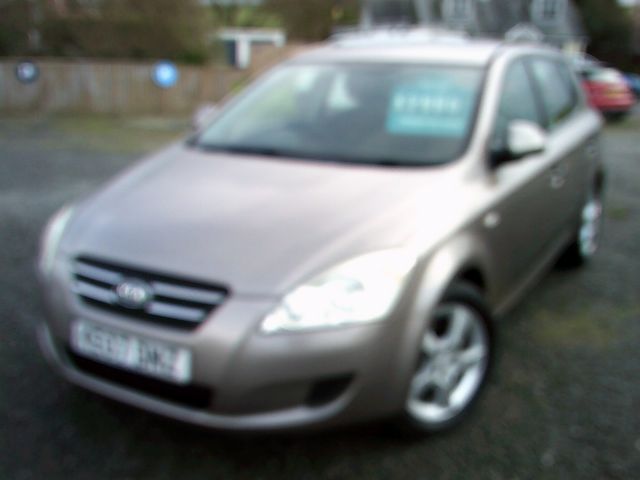 2007 KIA cee'd 1.6 SR Automatic - Picture 2