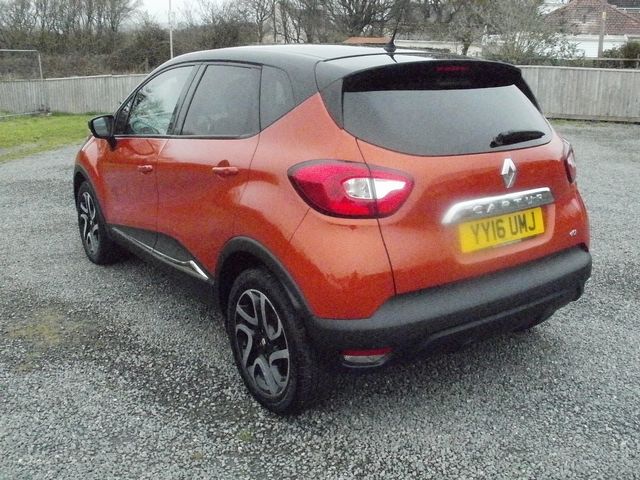 2016 RENAULT Captur Dynamique S Nav dCi 90 - Picture 3