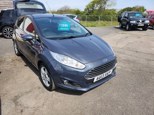 2013 FORD Fiesta Zetec 1.25 82PS - Picture 3