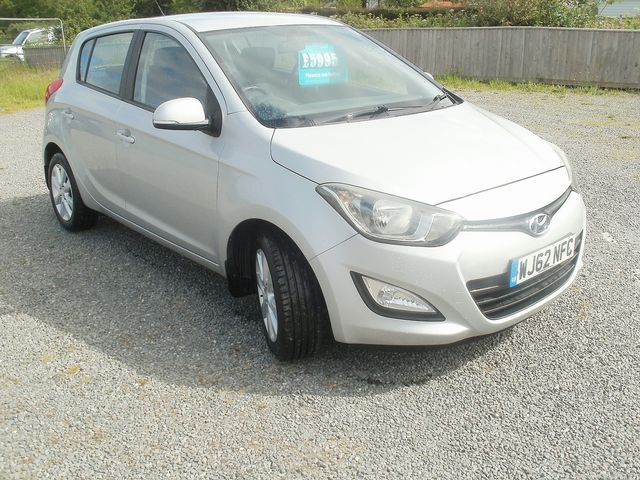 2012 HYUNDAI i20 1.2 Active - Picture 3