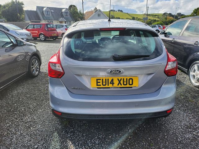 2014 FORD Focus Titanium Navigator 1.6 TDCi 115 PS - Picture 5