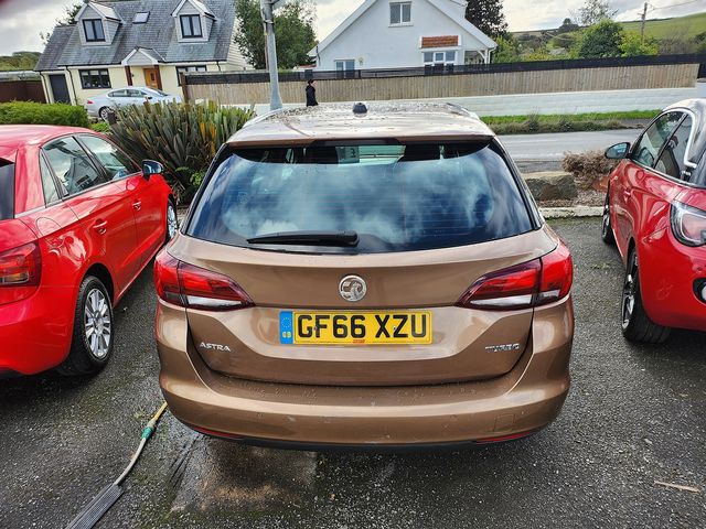 2016 VAUXHALL Astra Sports Tourer SRi 1.4i (150PS) Turbo S/S auto - Picture 5