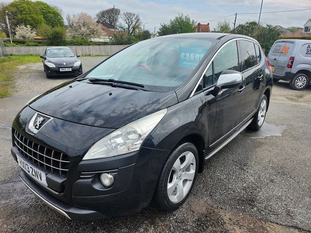 2013 PEUGEOT 3008 Style HDi 112 FAP 6-Speed - Picture 2