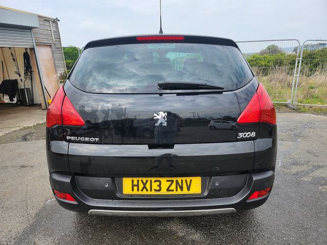 2013 PEUGEOT 3008 Style HDi 112 FAP 6-Speed - Picture 4