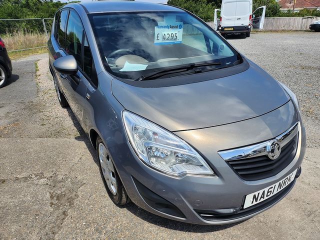 2011 VAUXHALL Meriva EXCLUSIV 17CDTi 16v (100PS) auto (a/c) - Picture 2