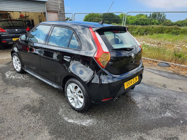 2014 MG MG3 1.5L 3Form Sport - Picture 3