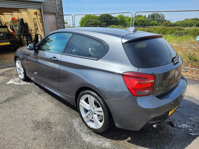 2015 BMW 1 Series 118d M Sport - Picture 4
