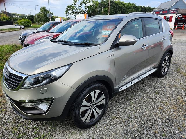 2013 KIA Sportage 2.0 CRDi KX-3 Sat Nav AWD - Picture 2