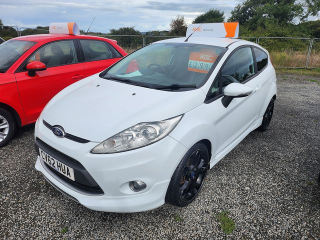 2012 FORD Fiesta Metal 1.6 134 - Picture 2