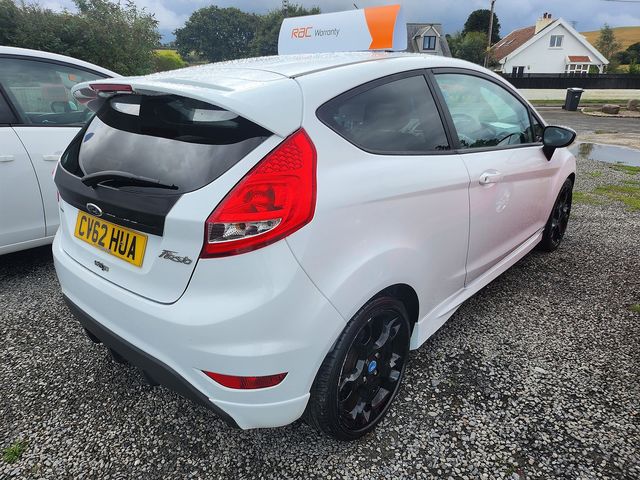2012 FORD Fiesta Metal 1.6 134 - Picture 4