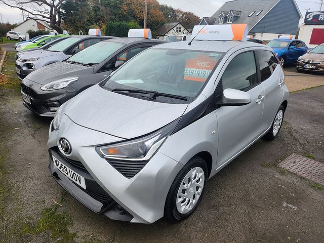2020 TOYOTA Aygo 1.0 VVT-i x - Picture 3