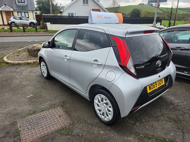 2020 TOYOTA Aygo 1.0 VVT-i x - Picture 4