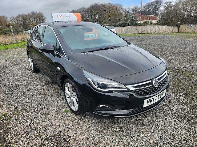 2017 VAUXHALL Astra SRi NAV 1.4i (100PS) - Picture 2