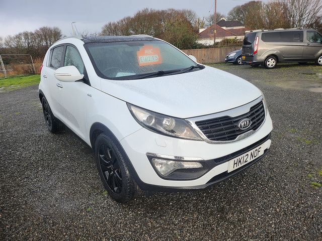 2012 KIA Sportage 2.0 CRDi KX-3 Sat Nav AWD Auto - Picture 2