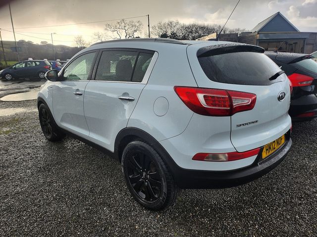 2012 KIA Sportage 2.0 CRDi KX-3 Sat Nav AWD Auto - Picture 4
