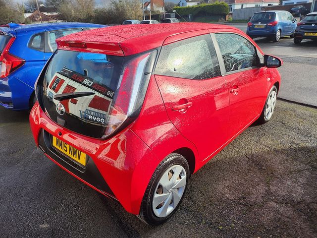 2015 TOYOTA Aygo 1.0 VVT-i x - Picture 4